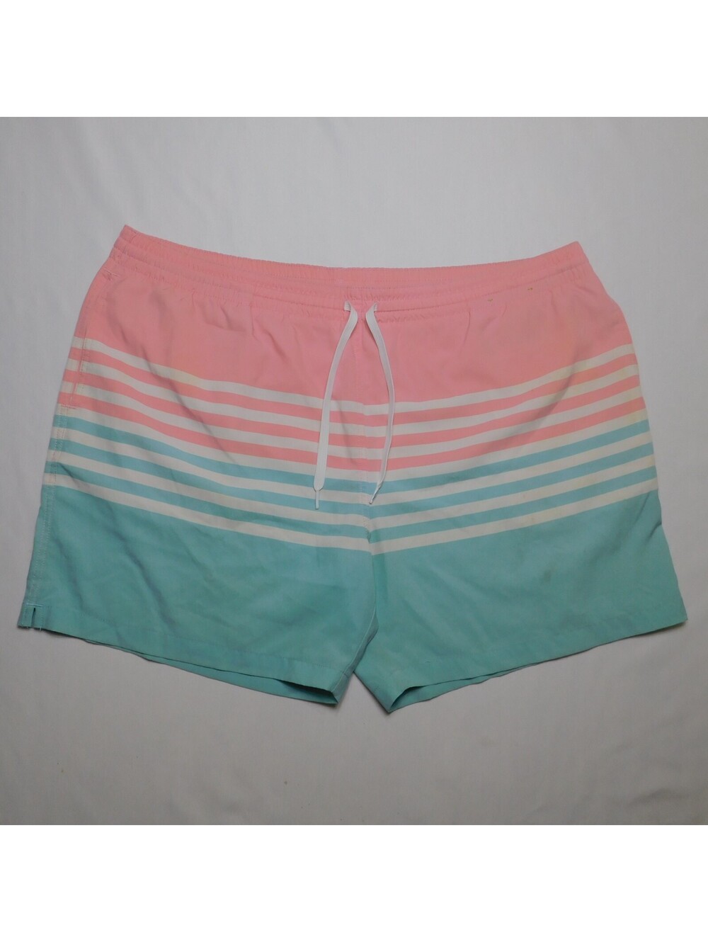 Chubbies Men XXL Swim Trunks Pink Blue Striped 5.5" Inseam Stretch Board Shorts
